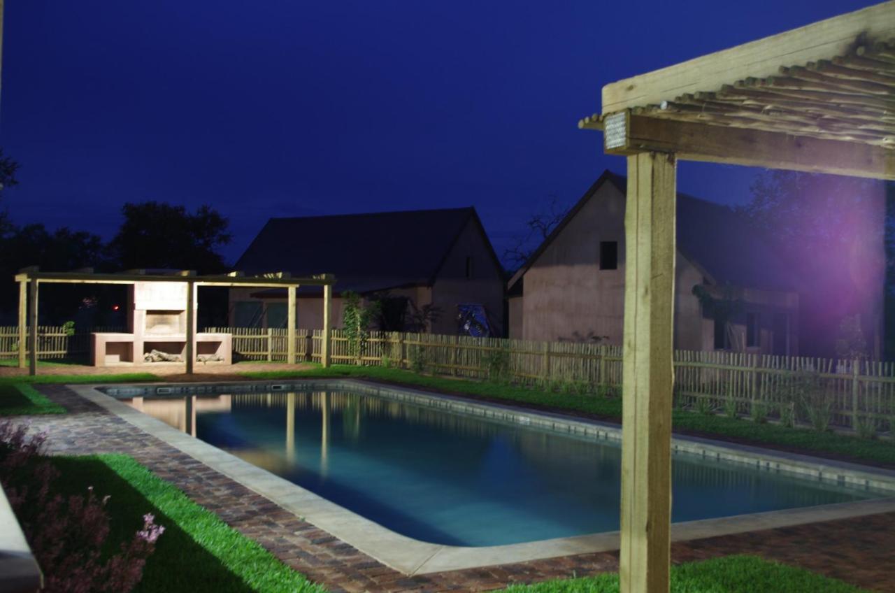 Lodge 54 Hoedspruit Buitenkant foto